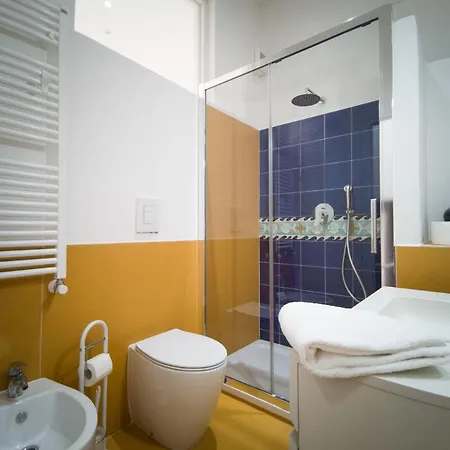 5 Sirene Naples