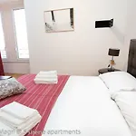 5 Sirene לינה וארוחת בוקר