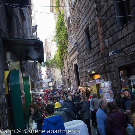 5 Sirene فندق مبيت وإفطار