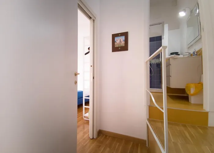 5 Sirene Bed and Breakfast Νάπολη