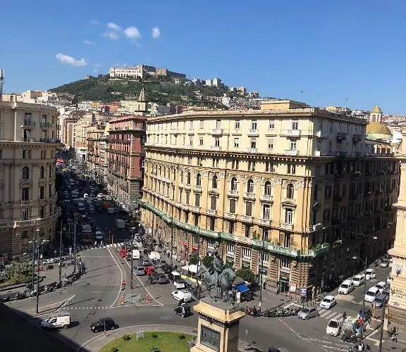 5 Sirene Νάπολη